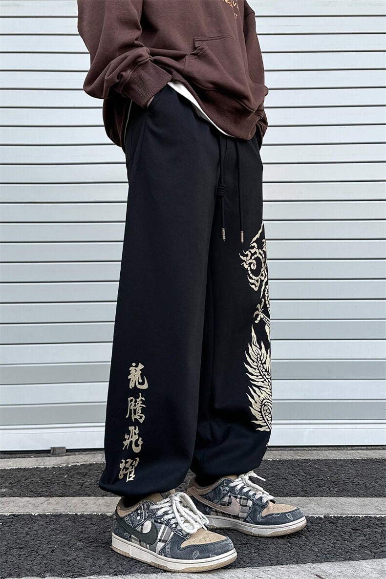 2026春季新款外景大码龙年风印花卫裤M-5XHK24139-特P45,男装休闲裤,电商A022