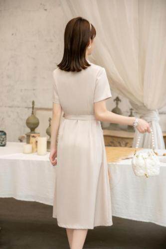 现货供应：醋酸面料修身连衣裙，女装连衣裙，拉思维加丝