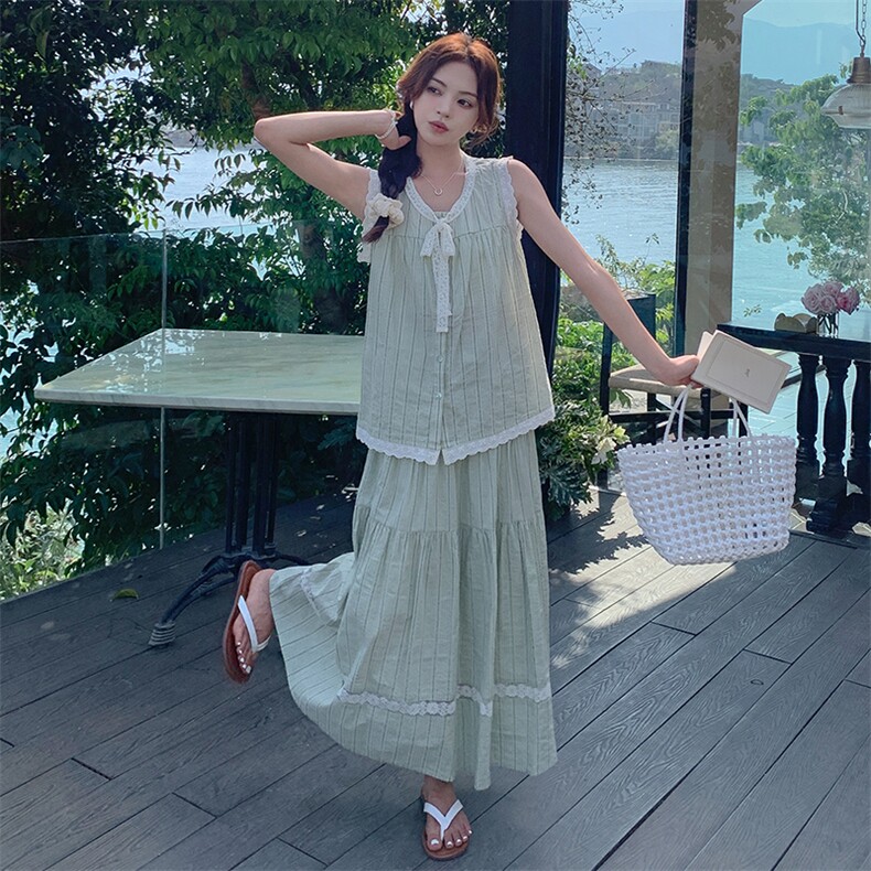 绿色氛围感减龄条纹套装裙女蕾丝边上衣2025夏季新款半身裙两件套,女装套装/套裙,含赞