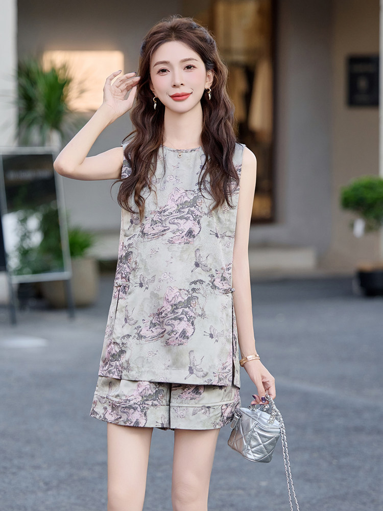 独特气质穿搭新中式G风时尚防晒上衣短裤套装女2025夏季新款潮品,女装套装/套裙,意芙