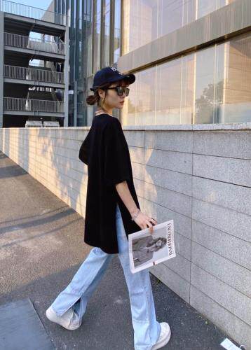 刺绣大版T恤，女装T恤，OU XI NI 欧希倪