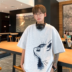 浅灰色