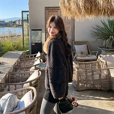 时髦复古大毛领保暖羊羔毛外套冬新款流行洋气短款皮毛一体，女装皮草，纯色衣恋