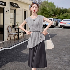 2025年夏季时尚潮流，女装套装/套裙，依曼迪