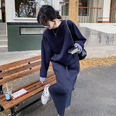 安哥拉红设计感卫衣套装春秋女2025新款今年流行休闲半身裙两件套，女装套装/套裙，2C212