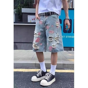 潮标蒂花卉破洞牛仔短裤男女夏季潮流气质ins新款无品牌慵懒文艺图片
