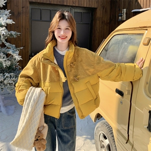 黄色牛角扣拼接羽绒服女2025新款短款小个子立领90绒加厚百搭外套图片