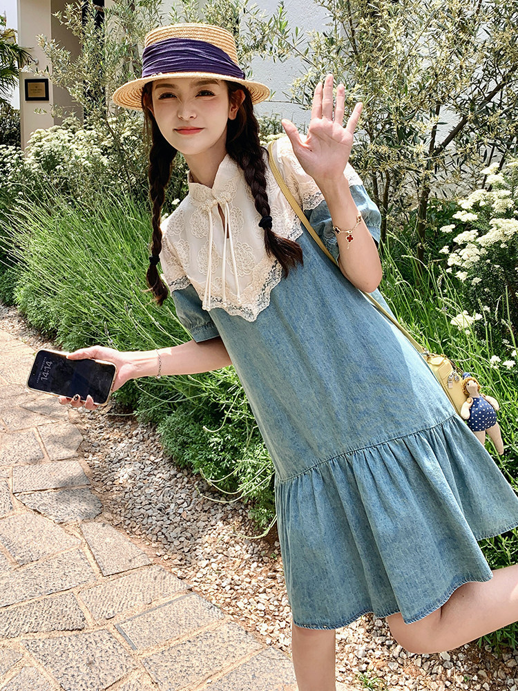 设计感蕾丝拼接牛仔连衣裙女夏2025新款高级感超好看小个子休闲裙图片
