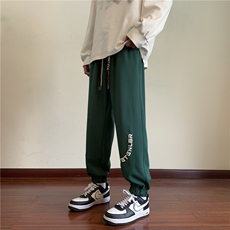 绿色