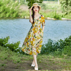 新中式裙子女夏宽松显瘦2026新款中年显高显白长裙收腰棉麻连衣裙图片