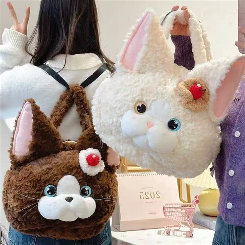 爆款新品德文猫包包可爱卡通猫咪毛绒包公仔玩偶背包女生生日礼物，皮皮乐园毛绒玩具