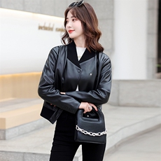 现货秋季潮流新款皮衣短款宽松长袖机车服外套2022拼接皮夹克，女装皮衣，江南女神