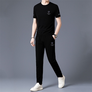 HP5082夏季新款男士运动休闲套装二件套圆领印花男装速干百搭短袖图片
