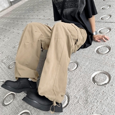 卡其色
