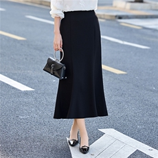 BAO现货2026春秋新款时尚简约百搭高腰显瘦通勤气质中长款半身裙，女装半身裙，卡杰菲