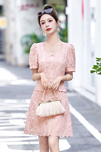 粉色小香风蕾丝连衣裙女2024夏季新款小个子方领甜美气质收腰短裙图片