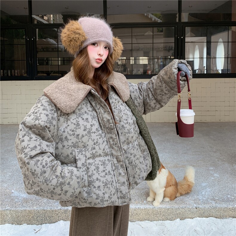 撞色碎花羊羔毛娃娃领短款羽绒服外套女冬2025新款小众设计白鸭绒,女装羽绒服,艾米莉亚