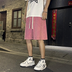 粉红色