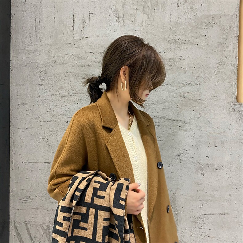 2025年夏季纯色常规中长款长袖一粒扣时尚百搭双面呢大衣简约大方，女装双面呢大衣，蒙绒特