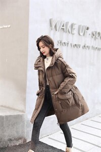 新款羽绒服图片
