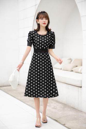 雪纺麻料连衣裙，女装连衣裙，艾美欧歌