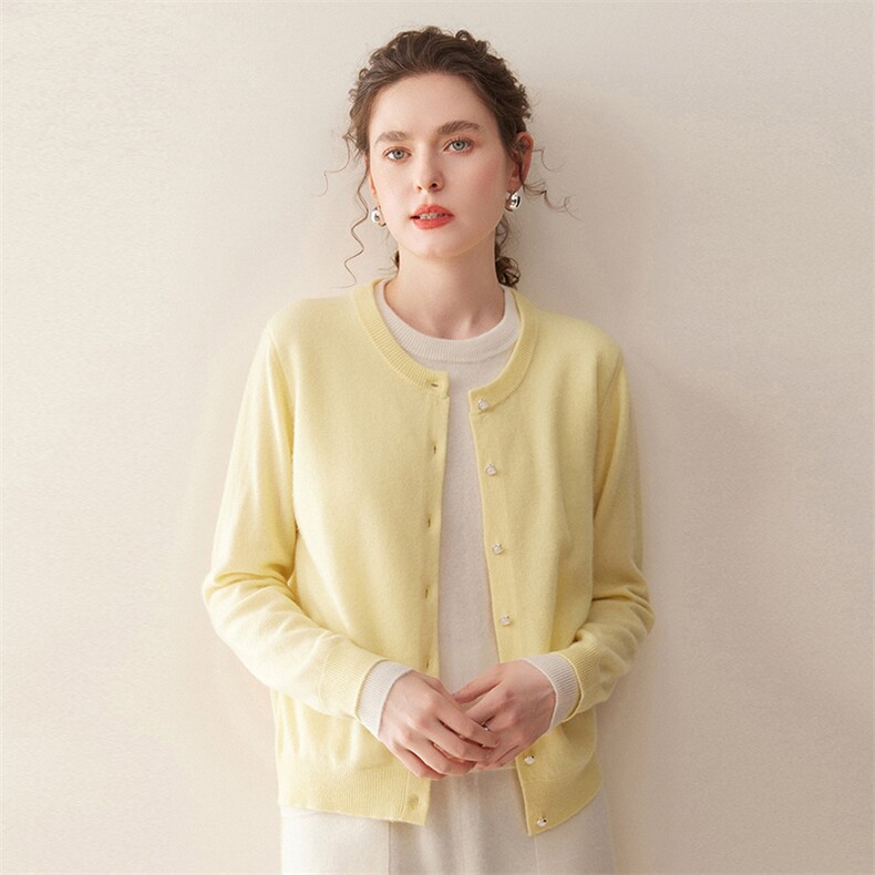 2025秋冬时尚简约百搭假两件羊绒开衫，女装羊绒衫，珍丝贝尔