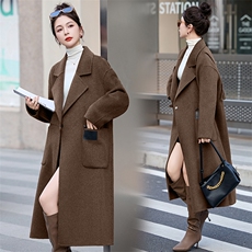 【现货主推款】25年冬装新款对称竖插大口袋气质翻领羊绒大衣，女装羊绒大衣，尚娜萱