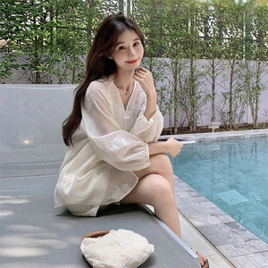 新中式国风刺绣衬衫套装女2025夏季新款防晒盘扣上衣短裤两件套潮图片