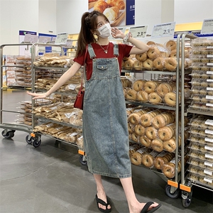 新品 现货 夏季牛仔水机工艺背带裙 2C032 129 P105 K158图片