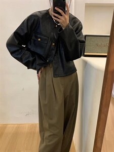 PU皮衣图片