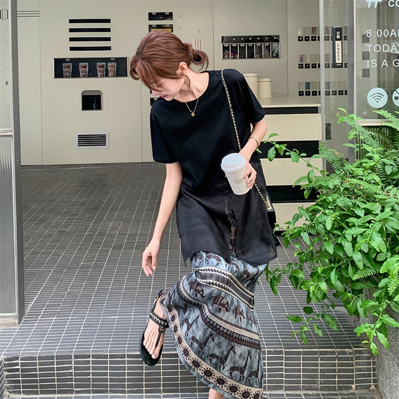 夏季穿搭一整套时尚套装女2025年新款设计感T恤印花半身裙两件套,女装套装/套裙,2C301