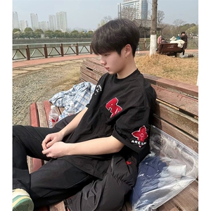万针全刺绣工艺抖音得物高品质260克重磅纯棉双纱美式高街短袖T恤图片