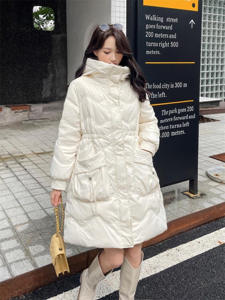 冬款现货羽绒服，女装羽绒服，欧蔓意