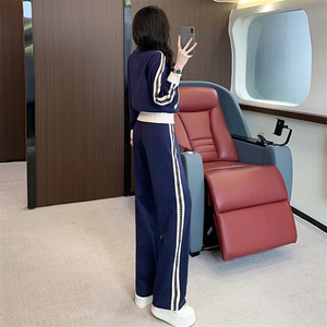 潮牌立领时尚运动套装女春新款开衫拼接条纹短款外套阔腿裤两件套图片