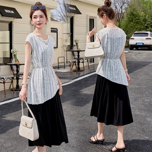 2025年夏季时尚潮流，女装套装/套裙，依曼迪