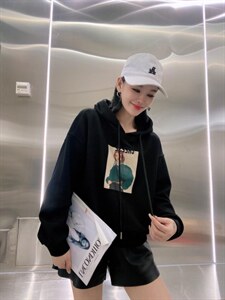 简蔻秋装新款卫衣，女装卫衣/绒衫，简蔻