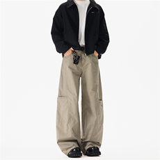 卡其色