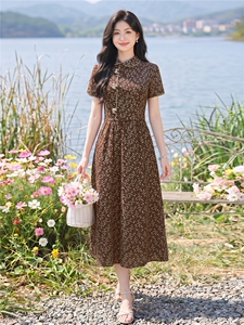 全棉碎花连衣裙夏季新款收腰显瘦田园风优雅裙子图片