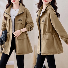 风衣女中长款2025新款宽松显瘦收腰减龄连帽休闲早春外套女春秋款，女装风衣，依万里