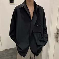 黑色