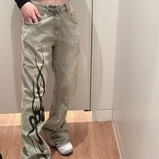 黄泥色