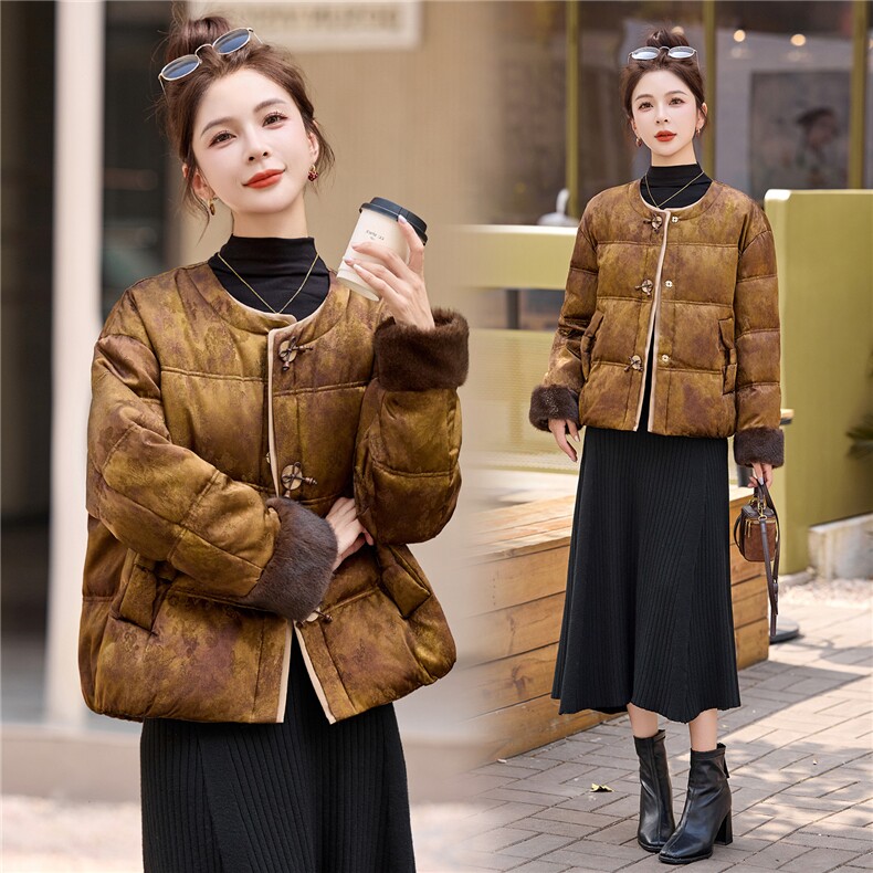 现货现货现货2025年冬季新中式G风羽绒服图片