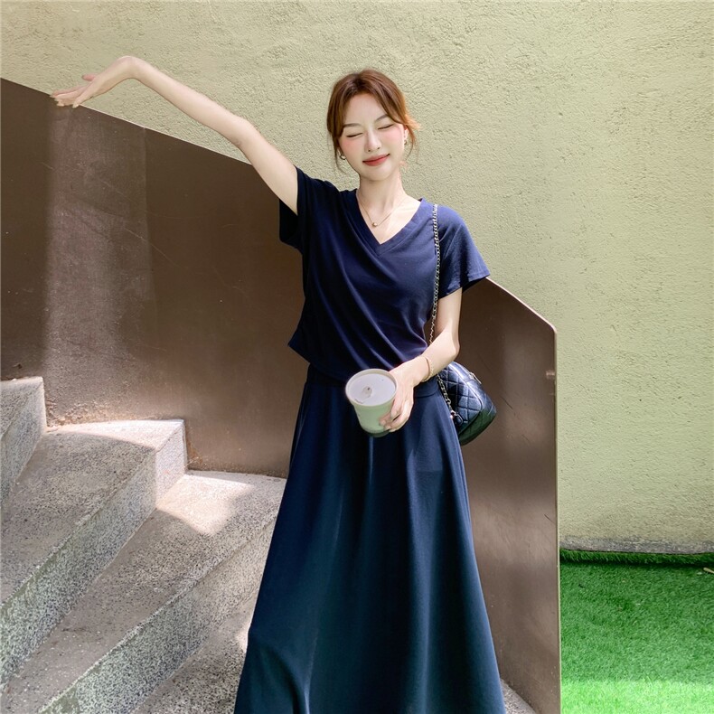黑色后背镂空T恤半身裙套装女2025夏季新款韩系休闲显瘦两件套潮图片