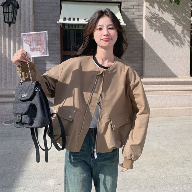 高级小众韩系慵懒chic卡其色外套女春秋超火好看工装短款夹克上衣,女装短外套,2D143