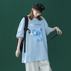 浅蓝色
