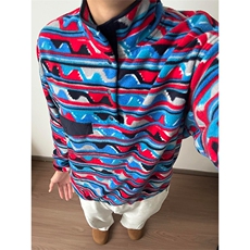 波浪蓝粉