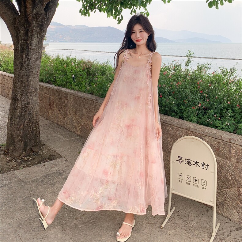 法式粉色仙气薄纱拼接碎花连衣裙女夏2025新款甜美度假气质吊带裙,女装连衣裙,2C105