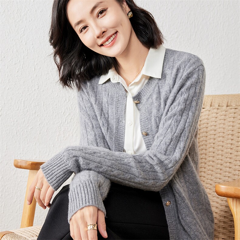2025年秋季新款百搭女士长袖圆领套衫,针织衫/毛衣,春贝羊绒