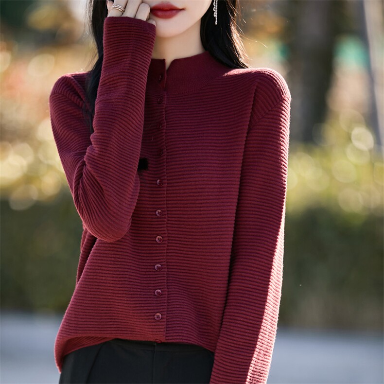 半高领精纺细毛针织开衫女2025新款宽松长袖外搭毛衣时尚减龄外套，女装羊毛衫，总能电商供货