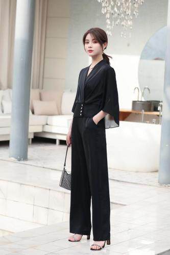 套装，女装职业装，妙黎秀